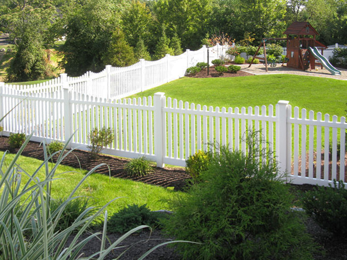 fence-surround-3-col-color