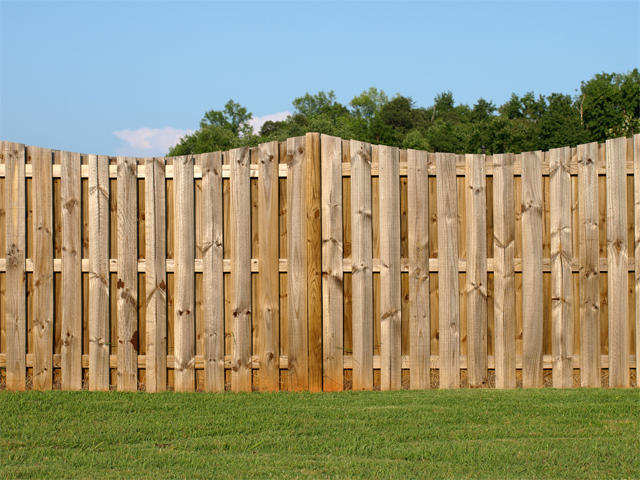 wood fence Nashville
